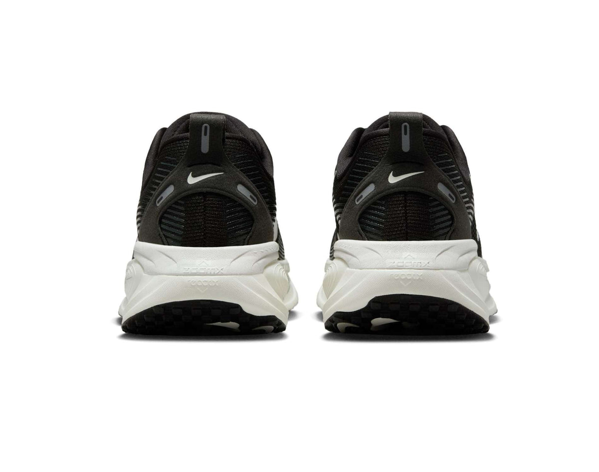 Scarpe da corsa Nike Vomero 18 da donna