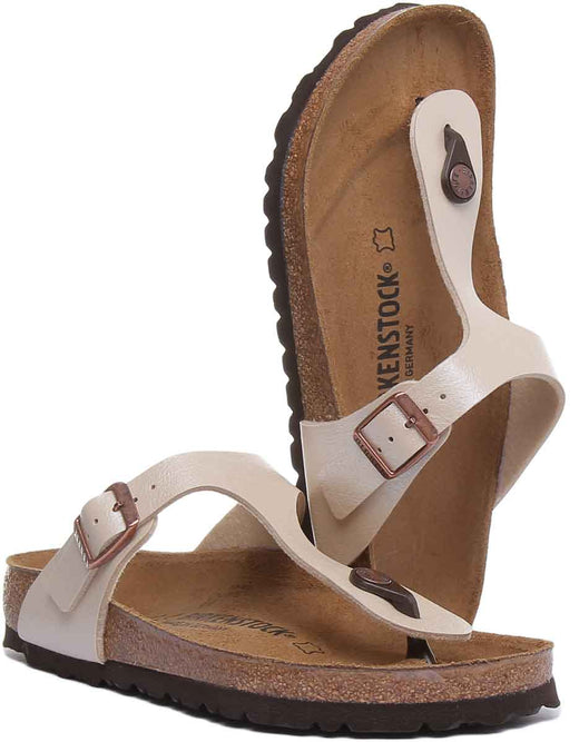 Sandali Birkenstock Gizeh da donna in Birko Flor crema