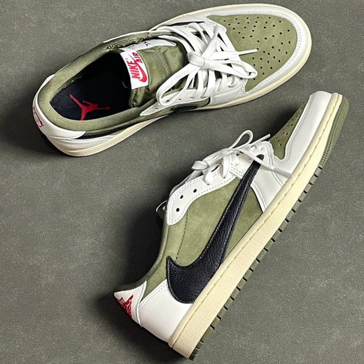 Travis Scott x Air Jordan 1 Low OG «Medium Olive»