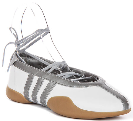 Adidas Taekwondo Ballet en blanc argenté pour femmes